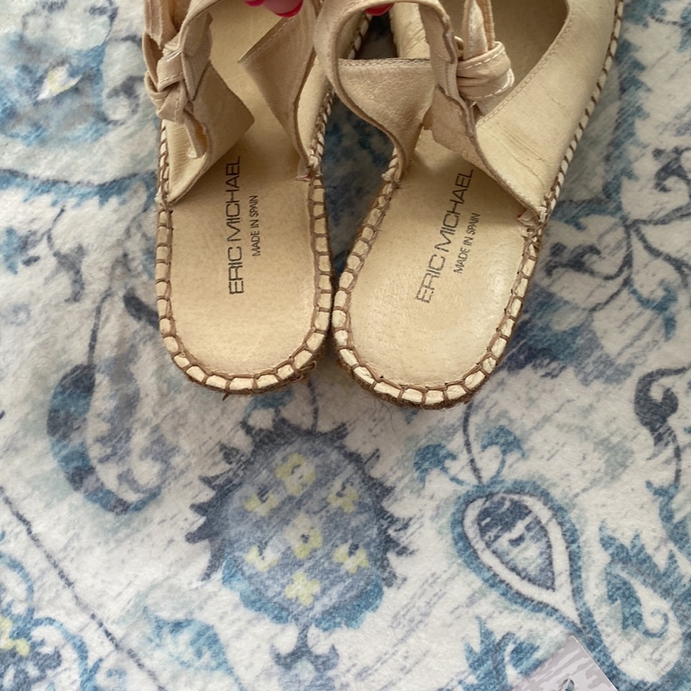 Eric Michael Wedges - Picture 4 of 9